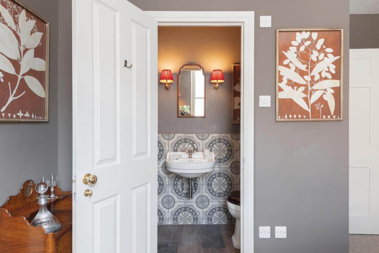 Central Apartment With Private Parking Bath Exterior foto